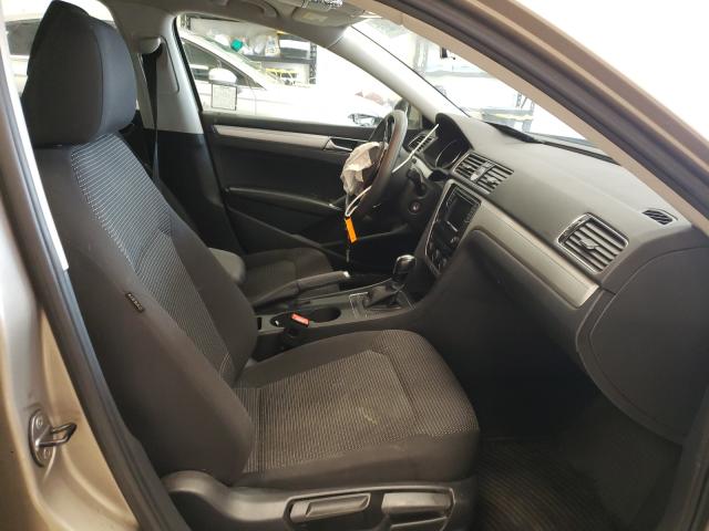 2016 VOLKSWAGEN PASSAT 1VWAT7A30GC039108