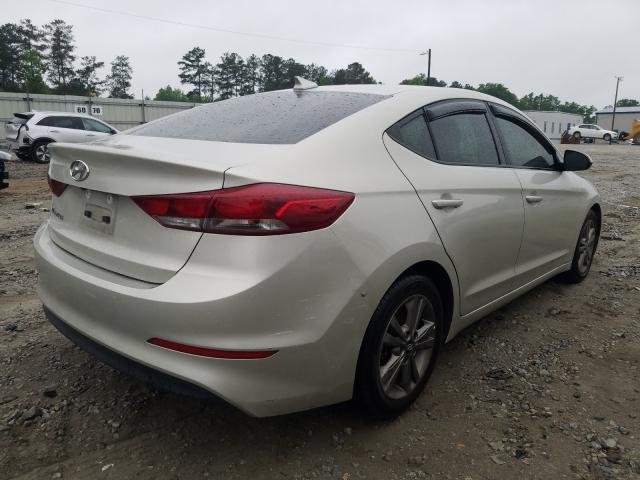 VIN 5NPD84LF8KH469747 2018 HYUNDAI ELANTRA SE no.4