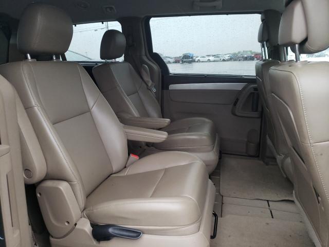 2011 VOLKSWAGEN ROUTAN SE 2V4RW3DG6BR643515