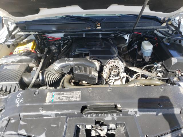 2010 CHEVROLET TAHOE 1GNUKAE0XAR132150