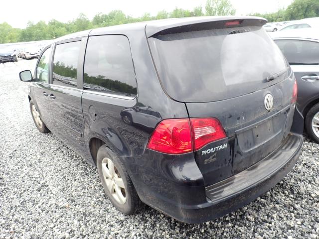 2010 VOLKSWAGEN ROUTAN SE 2V4RW3D11AR195355