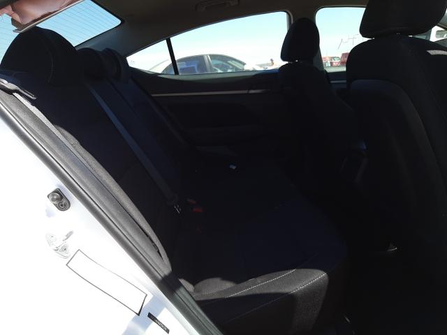 2018 HYUNDAI ELANTRA SE 5NPD84LF8JH294379