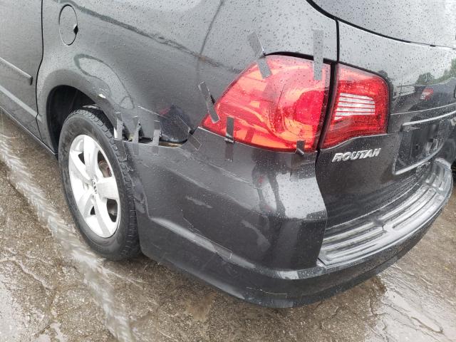 2011 VOLKSWAGEN ROUTAN SE 2V4RW3DG6BR643515
