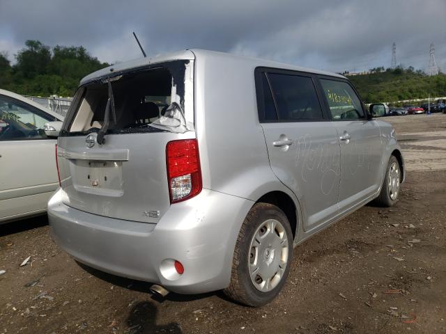 Scion XB 2011