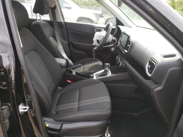 2020 HYUNDAI VENUE KMHRC8A33LU047571