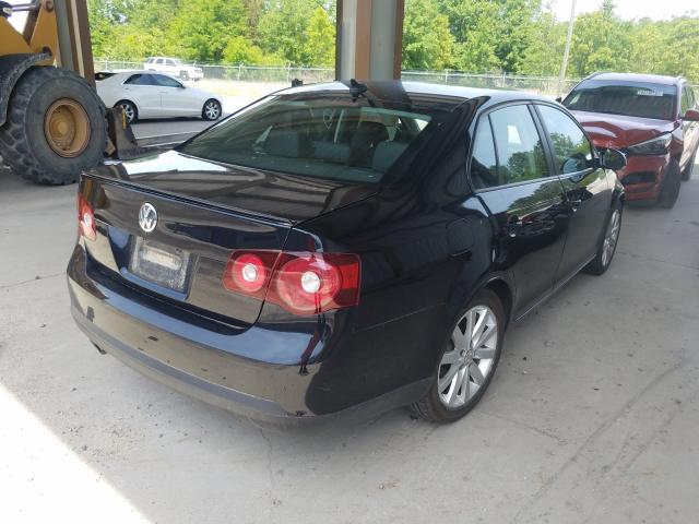 2010 VOLKSWAGEN JETTA WOLF 3VWRJ7AJ1AM152515