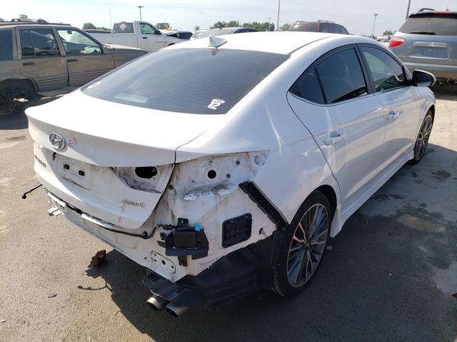 2018 HYUNDAI ELANTRA SP KMHD04LB4JU479017