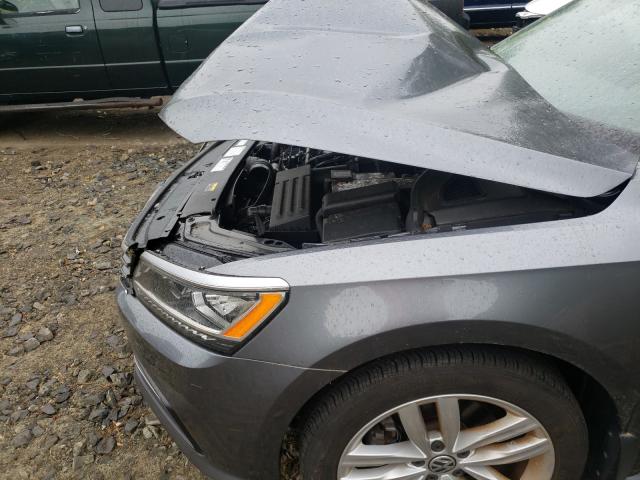2018 VOLKSWAGEN PASSAT SE 1VWBA7A39JC029310