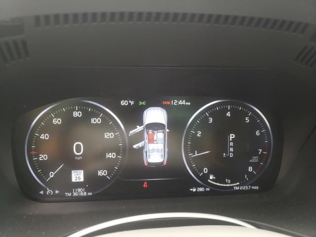 2020 VOLVO XC60 T5 MO YV4102RK8L1535884