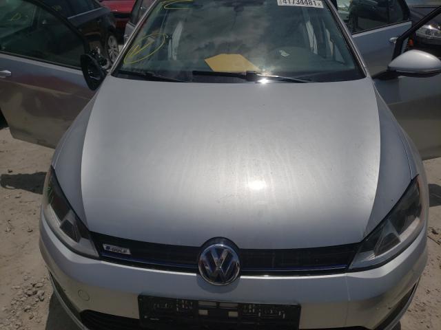 2016 VOLKSWAGEN E-GOLF SE WVWKP7AU7GW903817