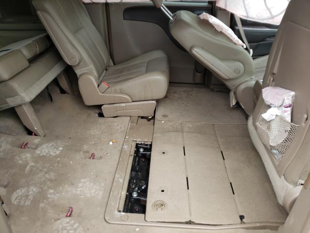 2016 CHRYSLER TOWN & COU 2C4RC1BG9GR246205