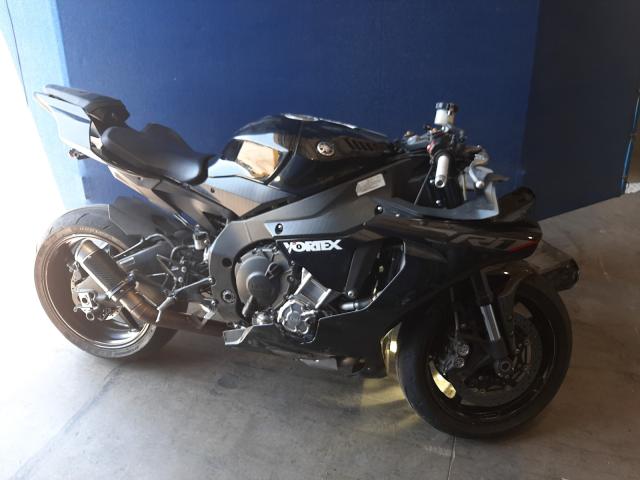 2016 YAMAHA YZFR1S C JYARN42Y7GA000144