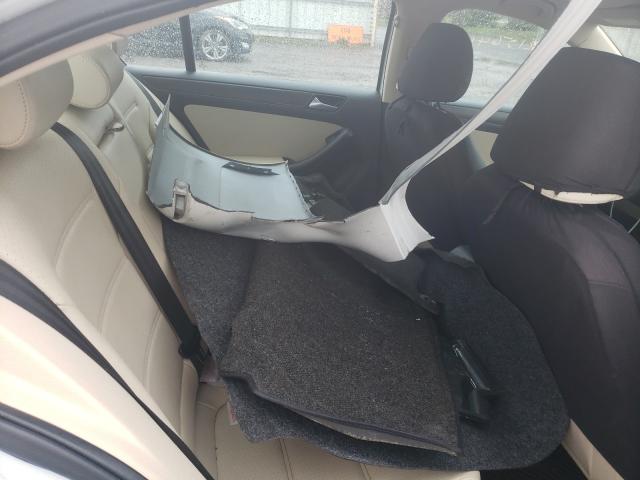 2014 VOLKSWAGEN JETTA SE 3VWB17AJ2EM439398