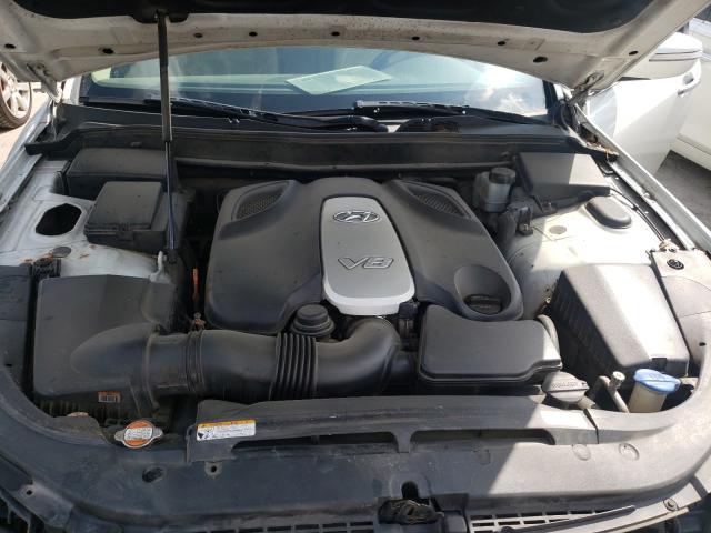 2010 HYUNDAI GENESIS 4. KMHGC4DF2AU072464