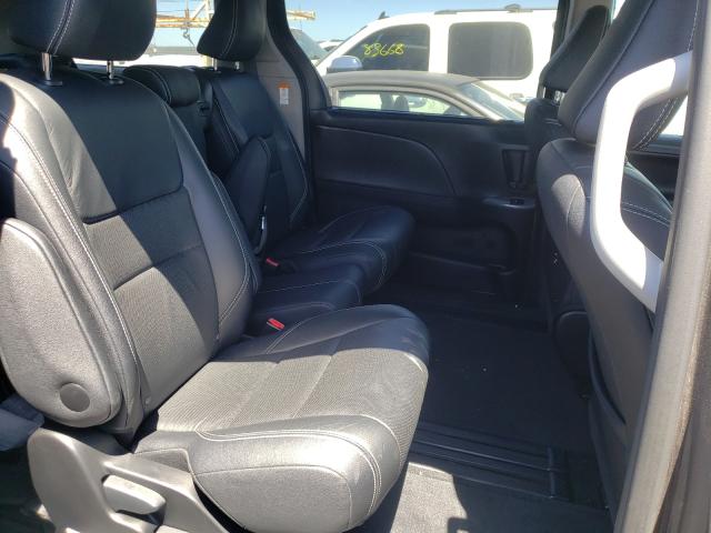 2017 TOYOTA SIENNA SE 5TDXZ3DC7HS801494