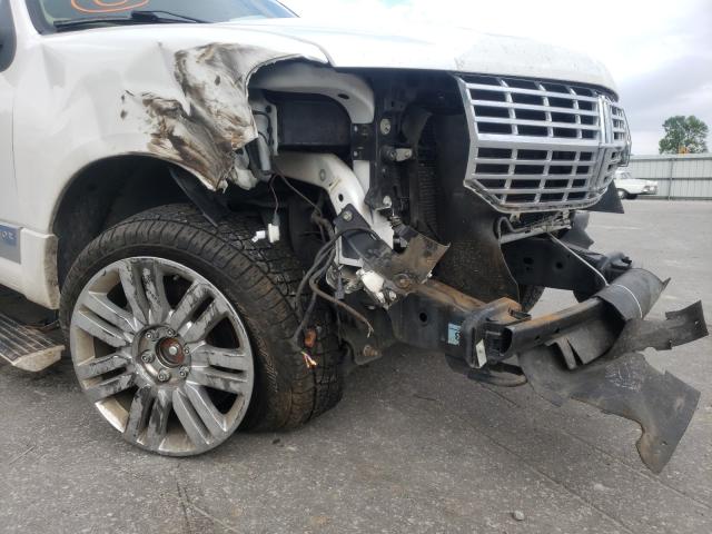 2010 LINCOLN NAVIGATOR 5LMJJ2J5XAEJ02104