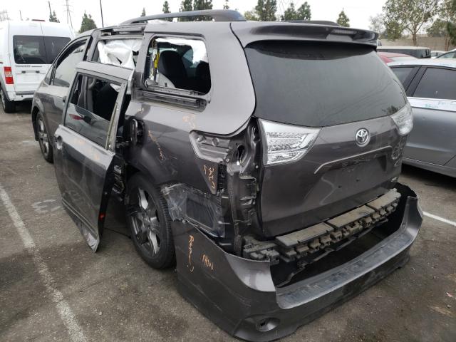 2017 TOYOTA SIENNA SE 5TDXZ3DC9HS812660