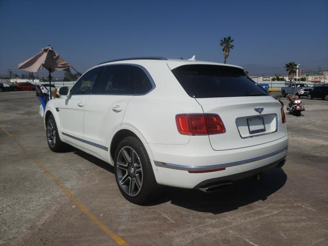 VIN SJAAC4ZV6JC020286 2018 Bentley Bentayga no.3