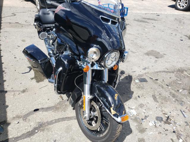 2019 HARLEY-DAVIDSON FLHTK 1HD1KEF18KB668419