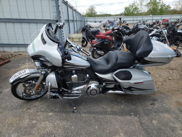 2015 HARLEY-DAVIDSON FLHXSE CVO 1HD1PXN19FB959869