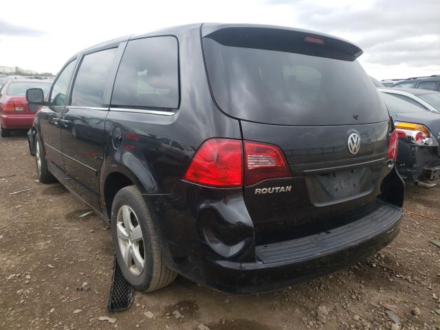 2010 VOLKSWAGEN ROUTAN SE 2V4RW3D12AR333131