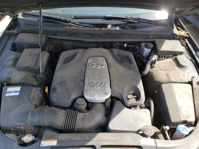 2011 HYUNDAI GENESIS 4. KMHGC4DF9BU132838