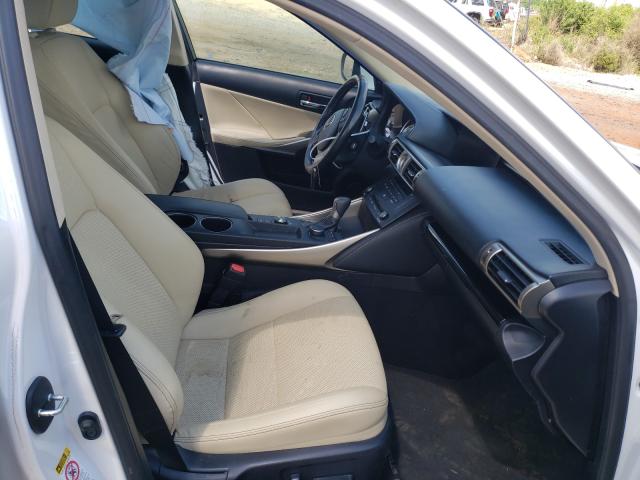 2016 LEXUS IS 200T JTHBA1D21G5026433