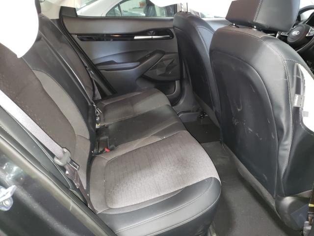 2021 KIA SELTOS S KNDEUCAAXM7168096