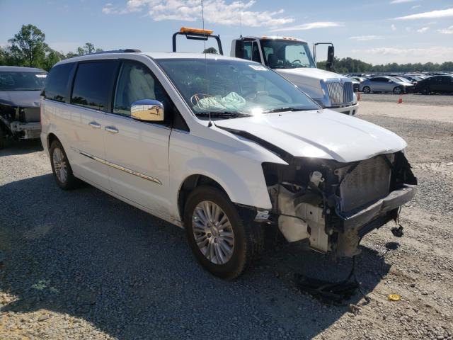 2015 CHRYSLER TOWN & COU 2C4RC1JG5FR716990