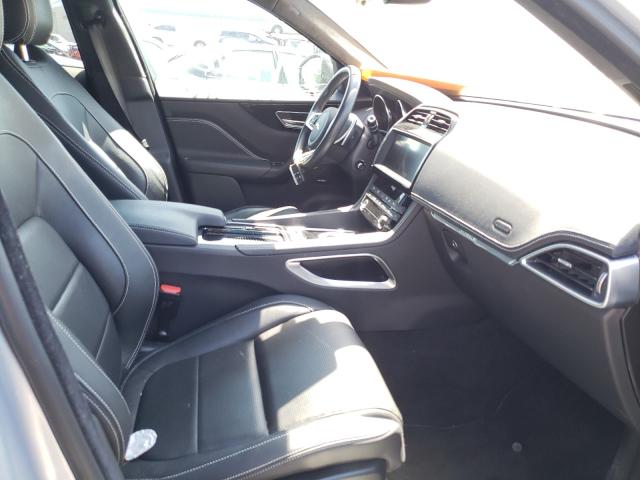 2019 JAGUAR F-PACE S SADCM2FV1KA369564