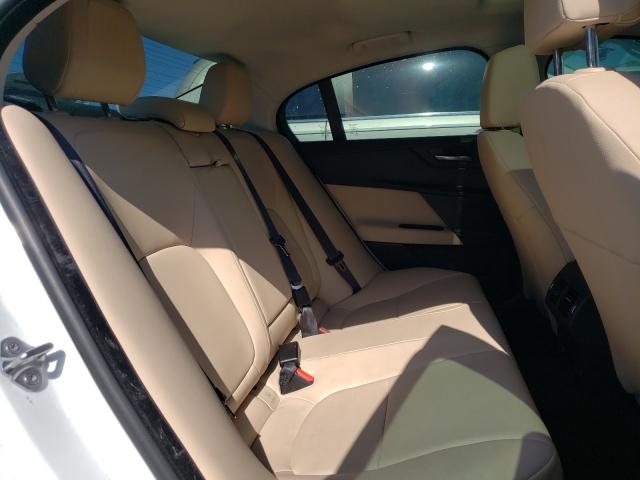 2018 JAGUAR XE PREMIUM SAJAJ4FX8JCP21956