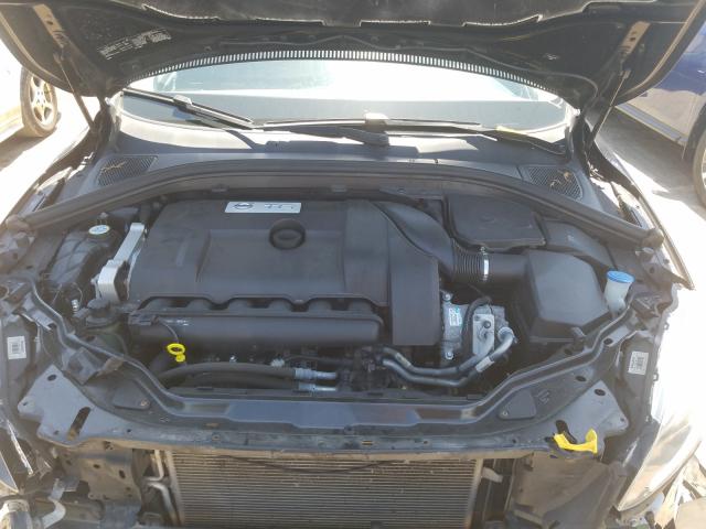 2014 VOLVO XC60 T6 YV4902DZ9E2512683