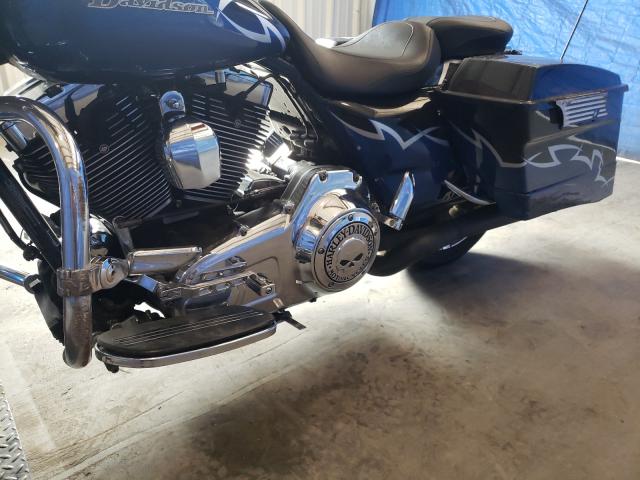 2011 HARLEY-DAVIDSON FLHX 1HD1KBM13BB629934