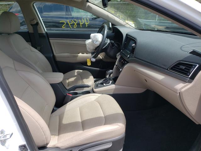 2017 HYUNDAI ELANTRA 5NPD84LF1HH035386