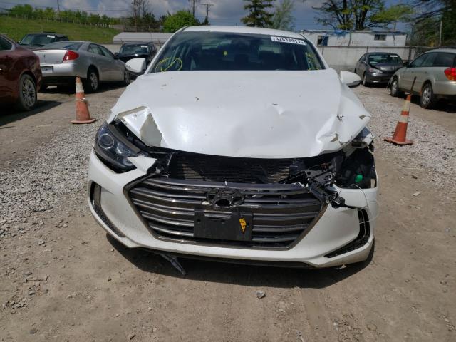 2017 HYUNDAI ELANTRA 5NPD84LF1HH035386