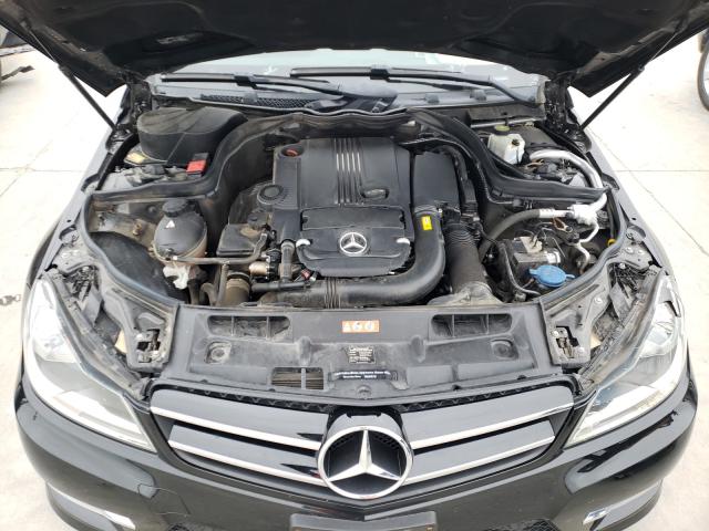 2015 MERCEDES-BENZ C 250 WDDGJ4HB1FG386541