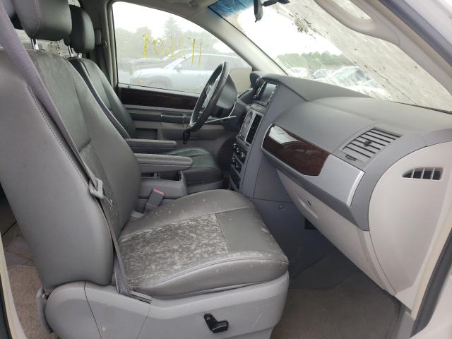 2010 CHRYSLER TOWN AND C 2A4RR5DX8AR338281