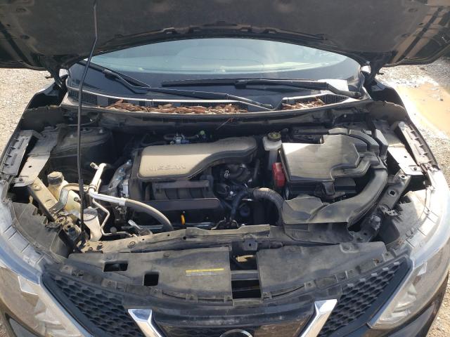 2017 NISSAN ROGUE JN1BJ1CP3HW017603