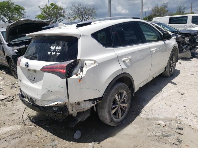 2017 TOYOTA RAV4 XLE JTMWFREV1HJ107517