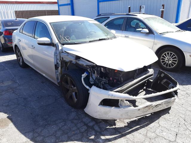 2013 VOLKSWAGEN PASSAT SE 1VWBP7A33DC092177