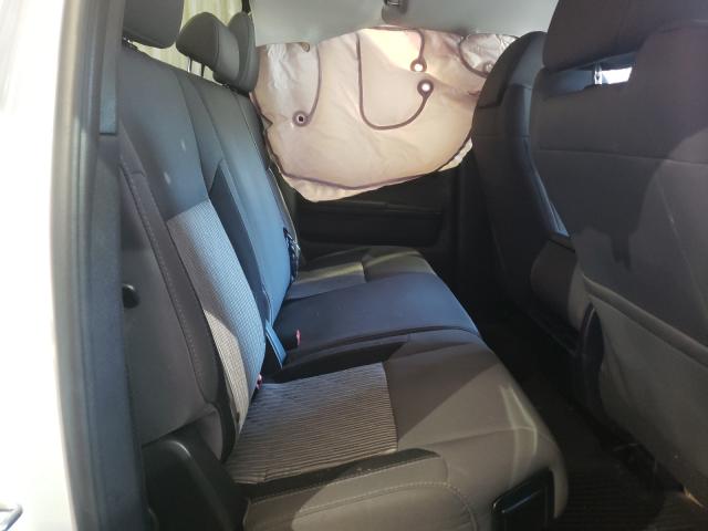 2017 TOYOTA TUNDRA DOU 5TFUM5F15HX069580
