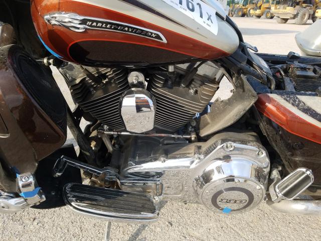 2011 HARLEY-DAVIDSON FLHXSE2 1HD1PZ811BB955591