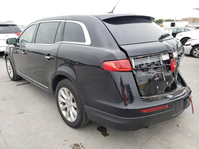 2017 LINCOLN MKT 2LMHJ5FK6HBL00951