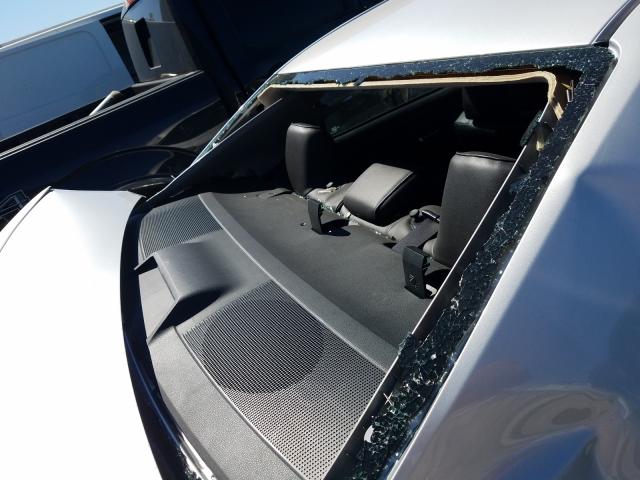 2017 TOYOTA COROLLA L 5YFBURHEXHP680699