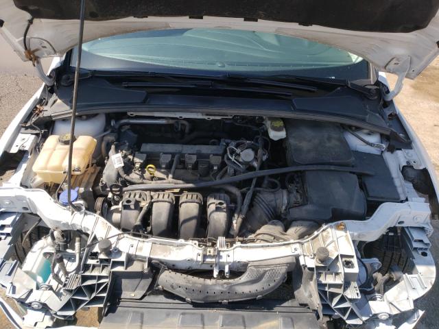 2017 FORD FOCUS SE 1FADP3K21HL296658