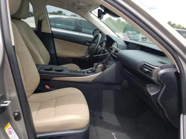 2018 LEXUS IS300 JTHBA1D25J5073892