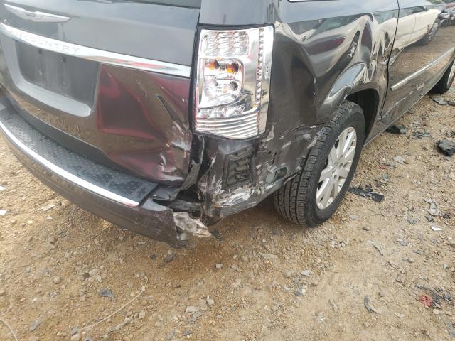2015 CHRYSLER TOWN & COU 2C4RC1BG6FR706371