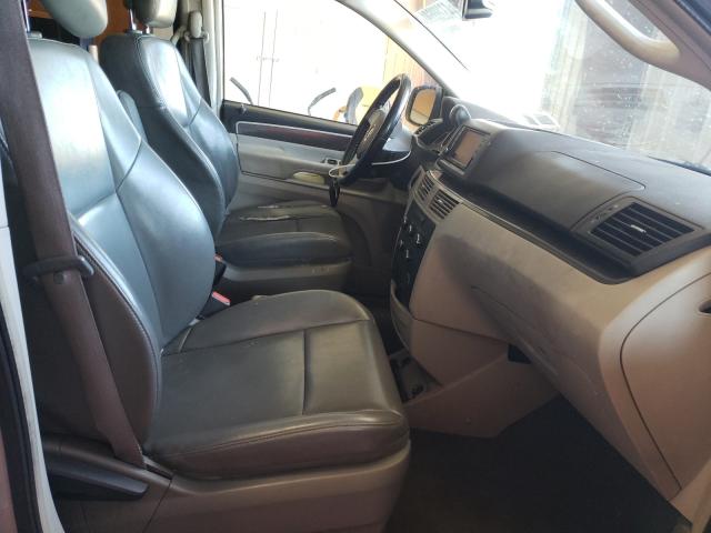 2010 VOLKSWAGEN ROUTAN SE 2V4RW3D11AR272564