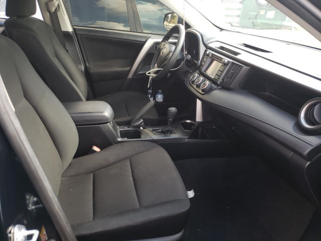 2017 TOYOTA RAV4 LE JTMZFREV2HJ111136