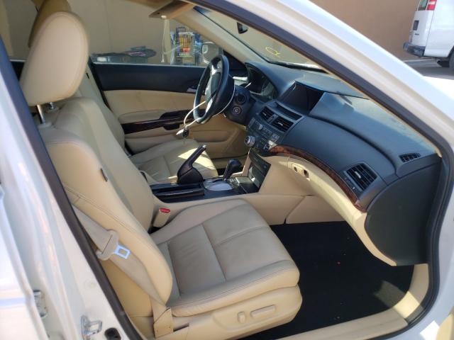 2011 HONDA ACCORD CRO 5J6TF2H53BL000240